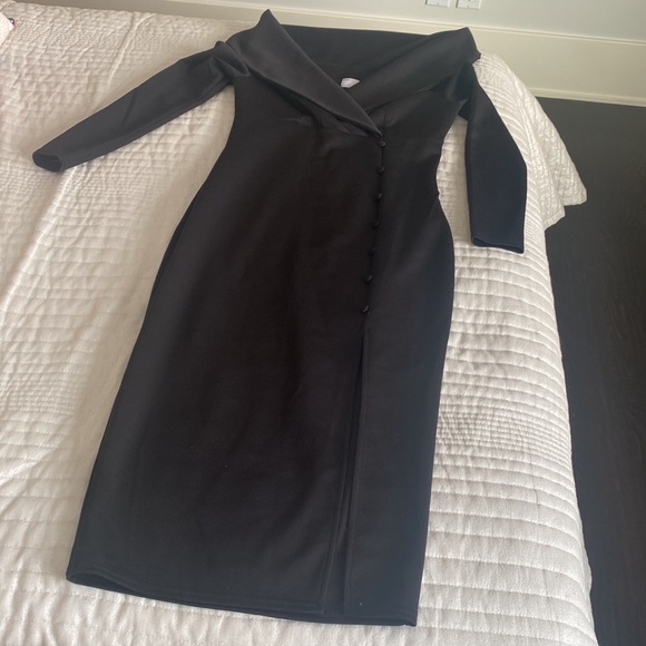 ASOS Design - Sz. 8 - off shoulder black dress - Picture 4 of 5